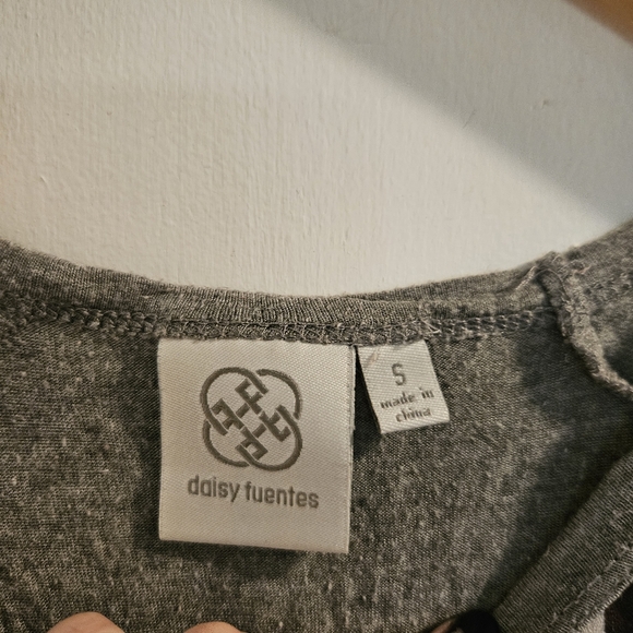 Floral printed women's blouse. - Picture 2 of 4